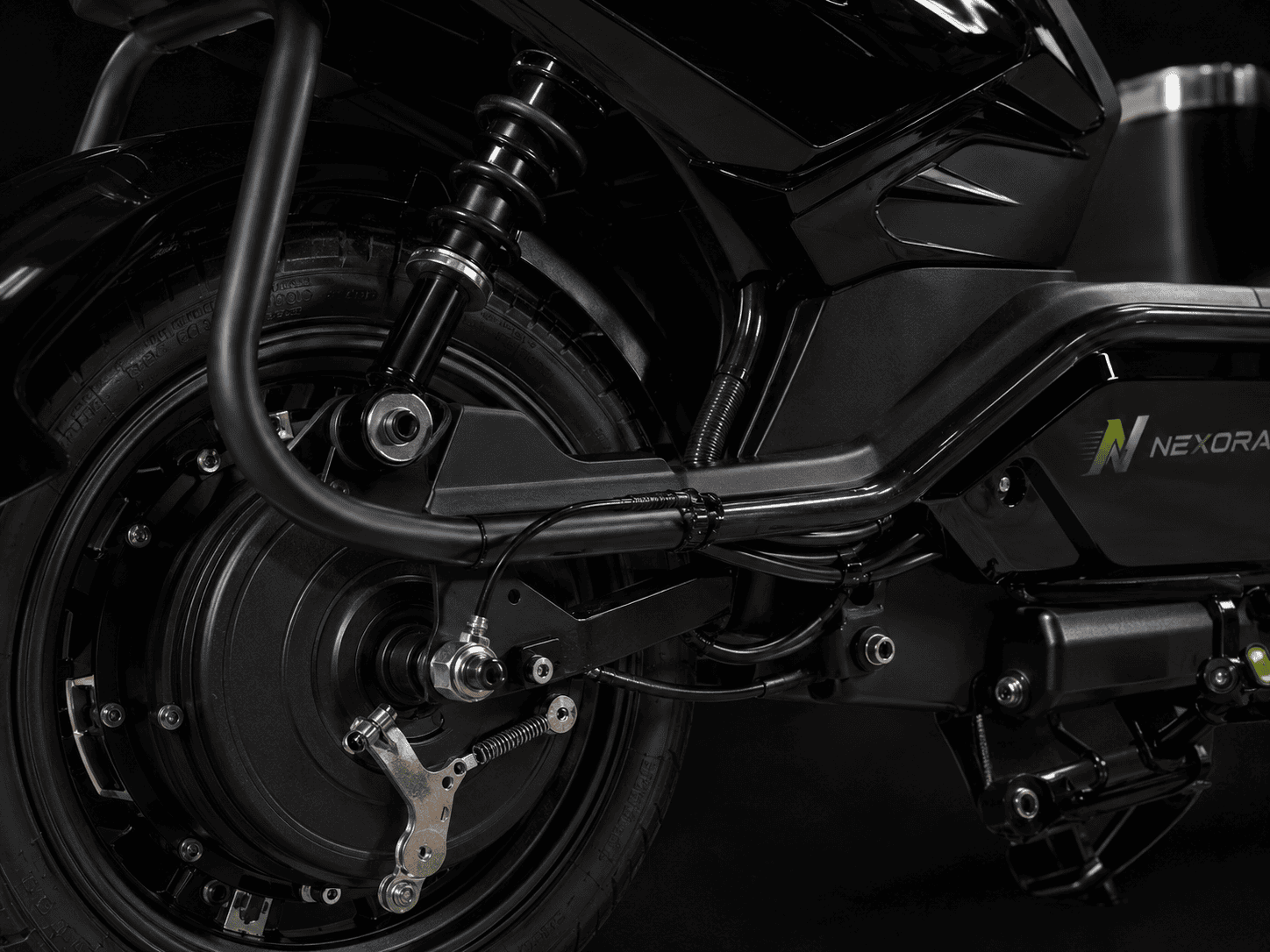 Detalhe do motor elétrico integrado Nexora
